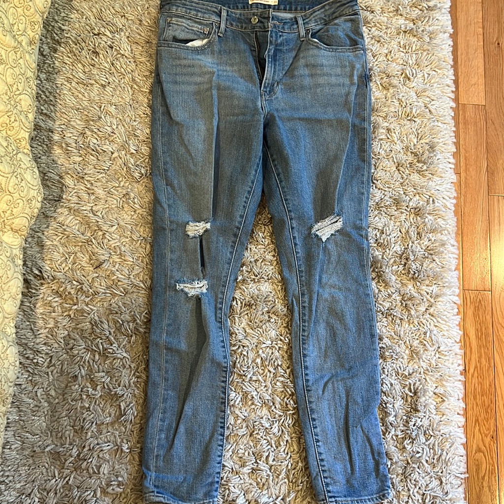 Levi 721